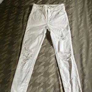 American Eagle White Skinny Jeans